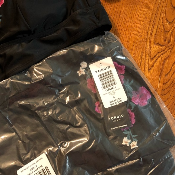Torrid Swimsuit - Picture 4 of 4